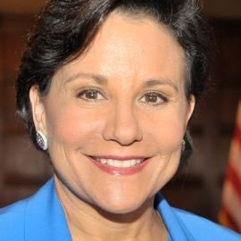 Penny Pritzker - Professional null Speaker