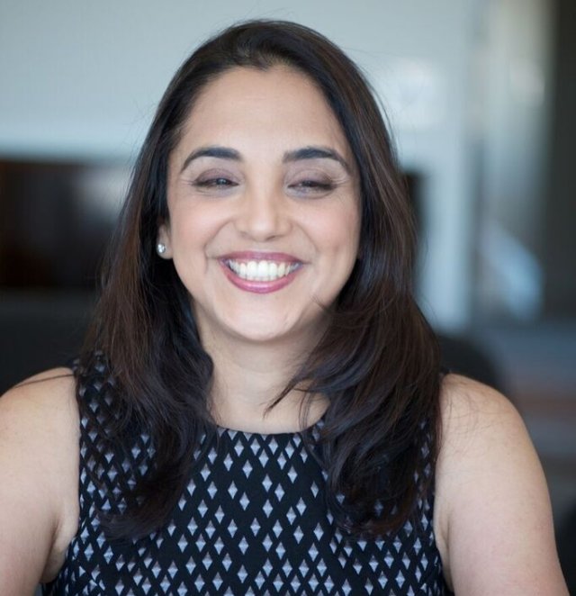 Sheena Iyengar - Professional null Speaker