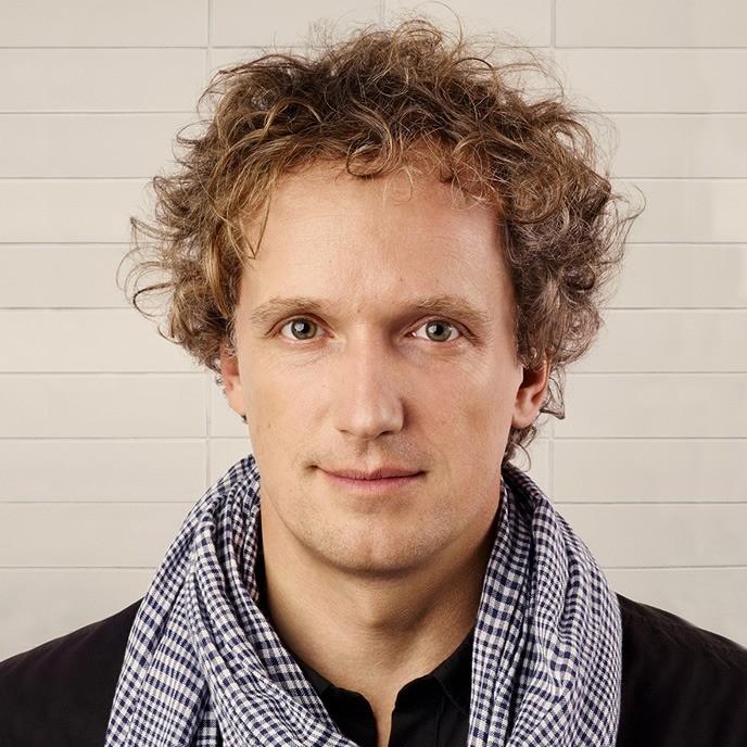 Yves Behar - Professional Speakers Booking