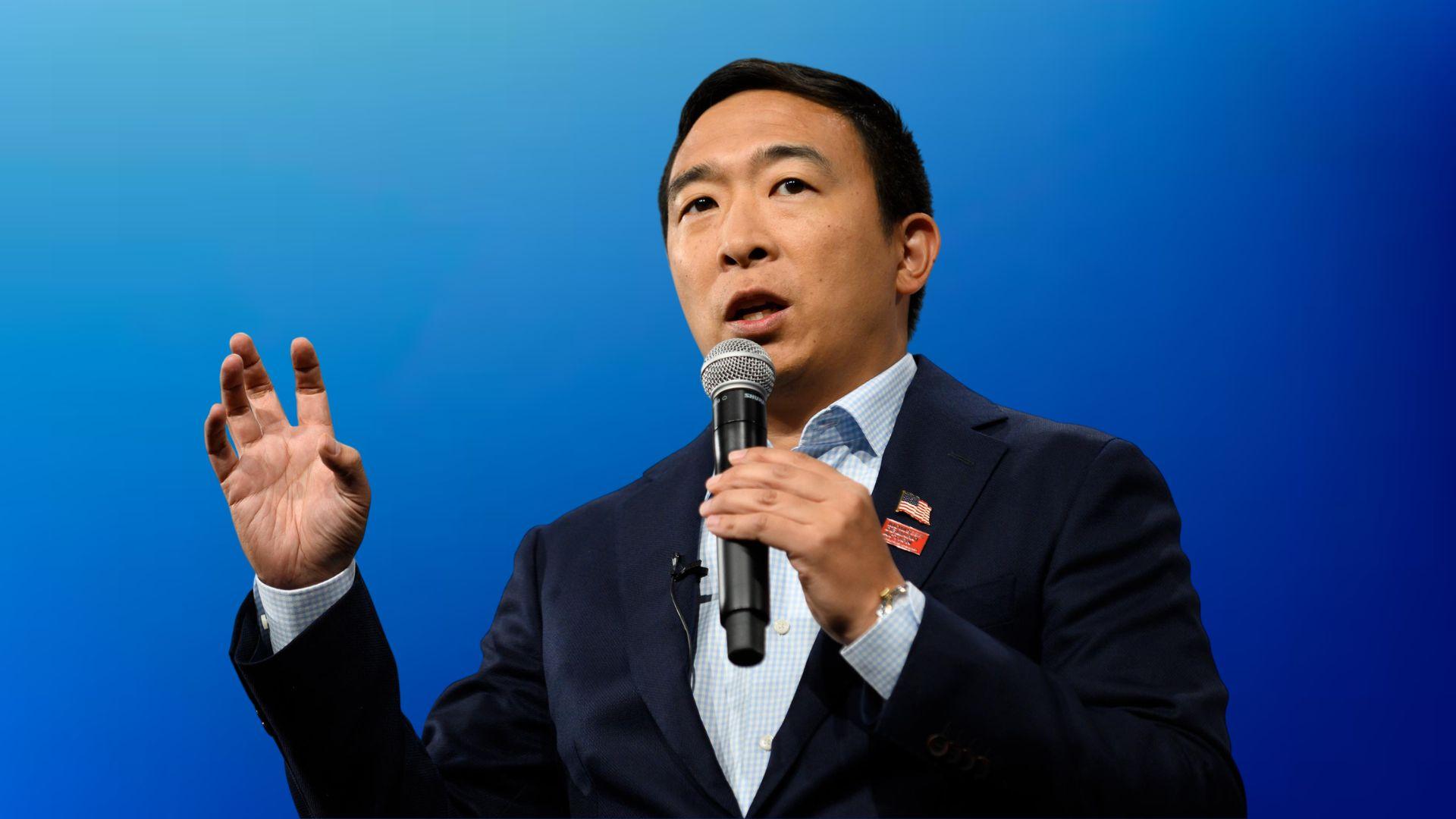 The Complete Guide to Booking Andrew Yang for Your Next Corporate Event