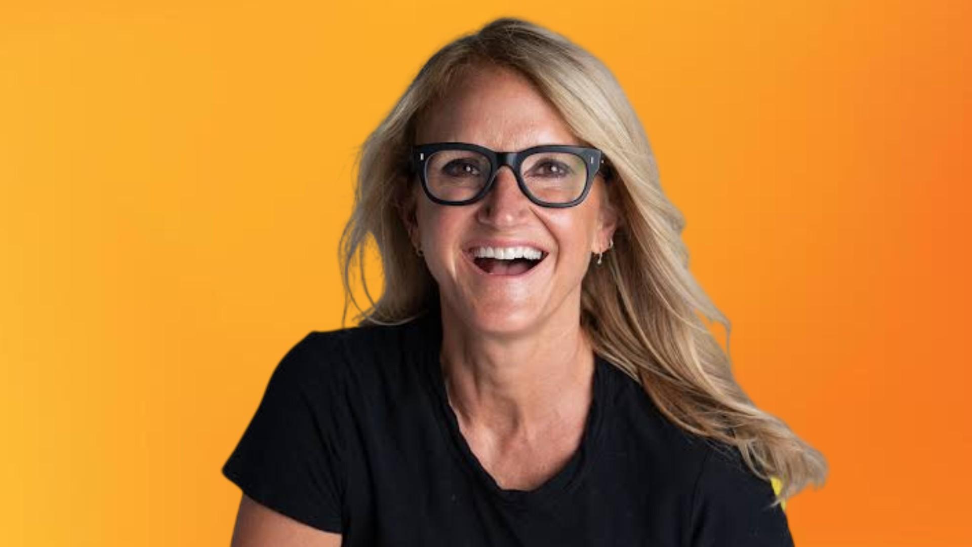 The Ultimate Guide to Booking Mel Robbins for Your Next Corporate Event