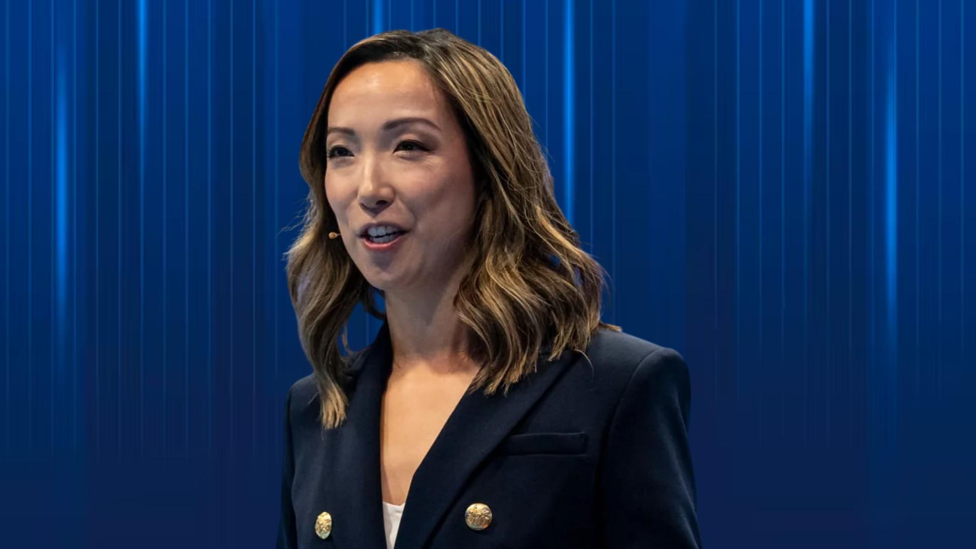 The Ultimate Guide to Booking Clara Shih: AI Visionary & Corporate Speaker