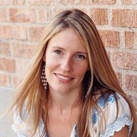 Jennifer Baumgardner - Professional Speakers Booking