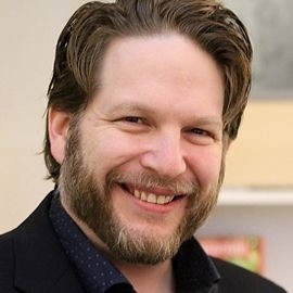 Chris Brogan - Professional Speakers Booking