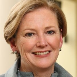 Ellen Kullman - Professional Speakers Booking