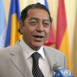 Ambassador Munir Akram - Professional Speakers Booking