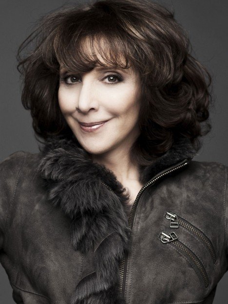 Andrea Martin - Professional null Speaker