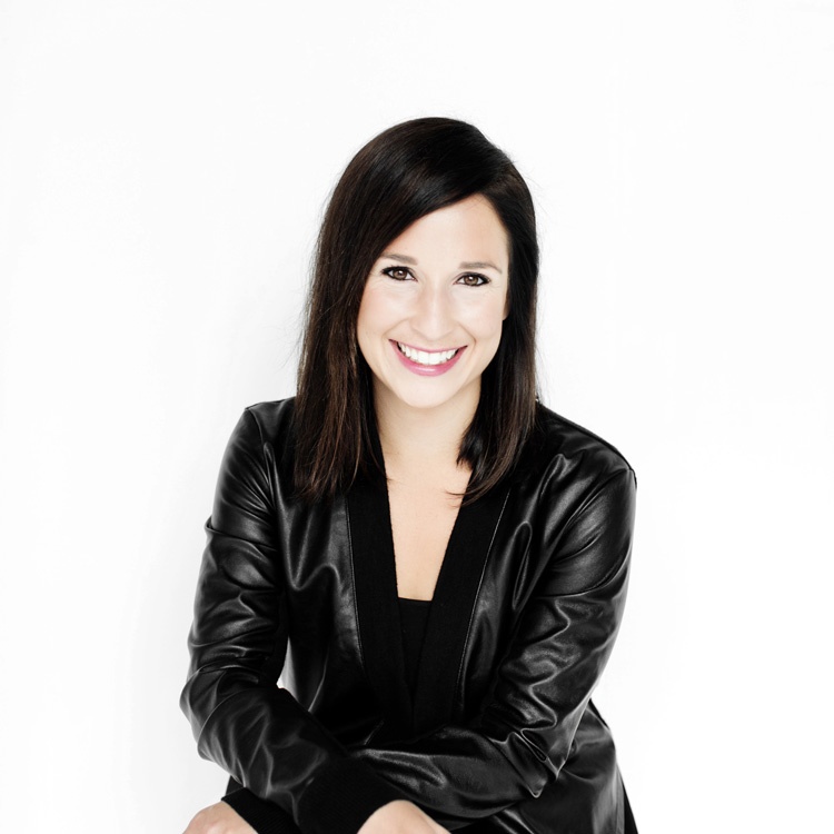 Kim Lear - Professional Speakers Booking