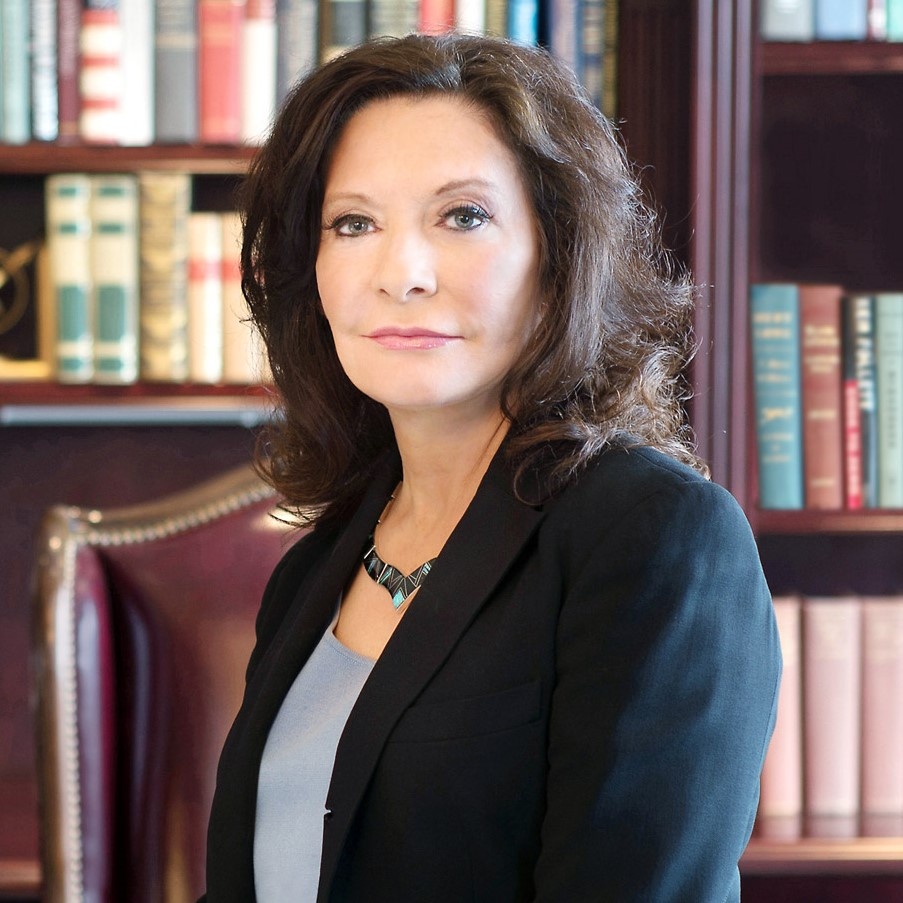 Linda Alvarado - Professional Speakers Booking
