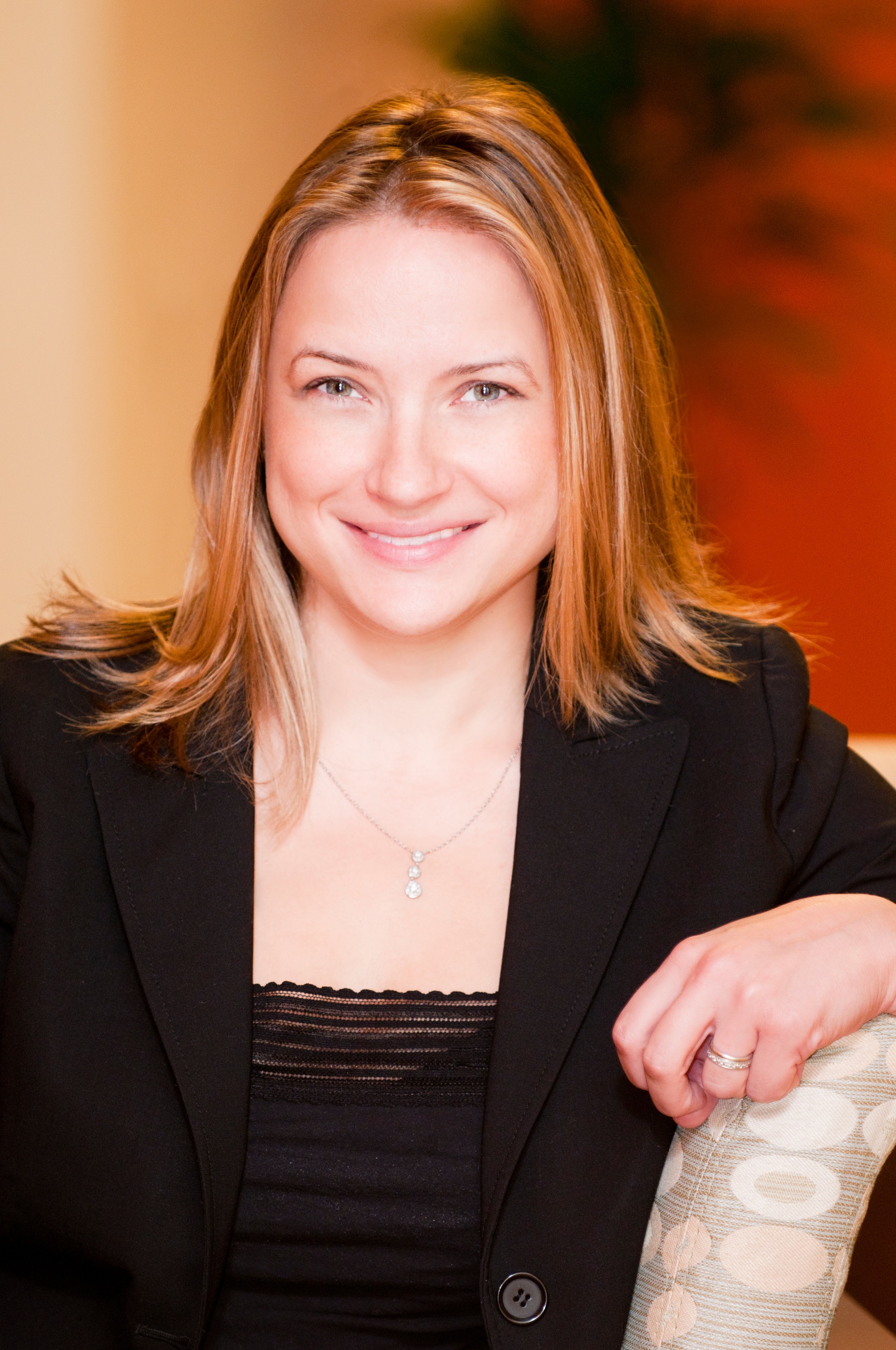 Courtney White - Professional Speakers Booking