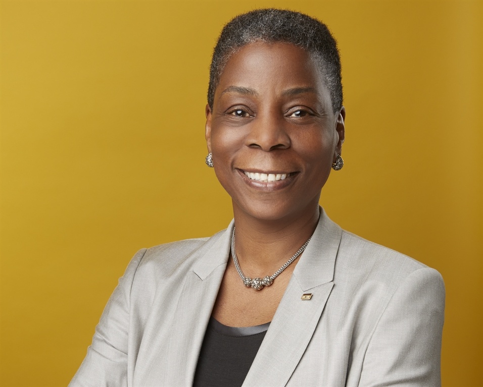 Ursula Burns - Professional Speakers Booking