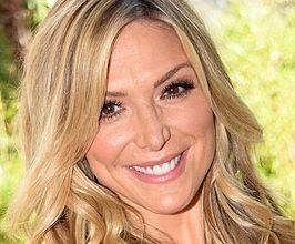 Debbie Matenopoulos - Professional Speakers Booking