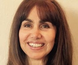 Magdalena Yesil - Professional null Speaker