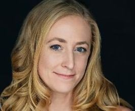 Lauren Moxley - Professional null Speaker