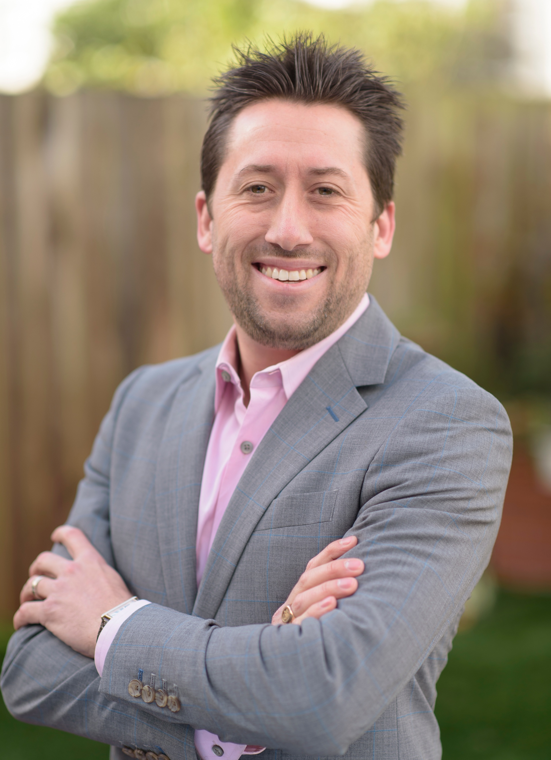 Aaron McDaniel - Professional Speakers Booking