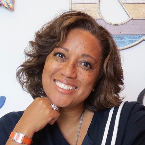 Candi Castleberry-Singleton - Professional Speakers Booking