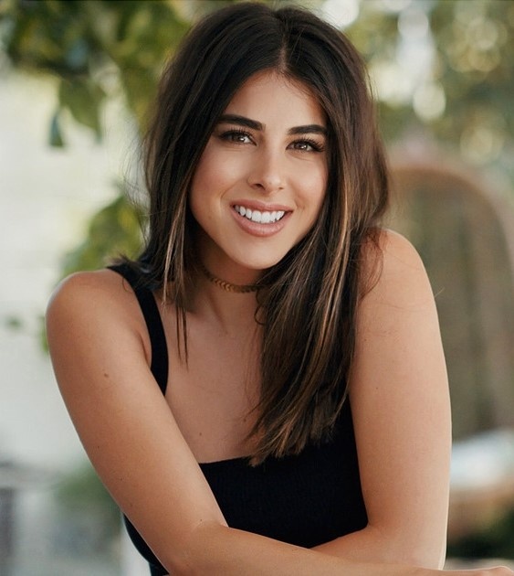 Daniella Monet - Professional Speakers Booking