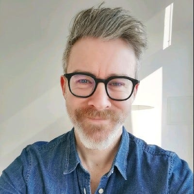 Daniel Sieberg - Professional Speakers Booking