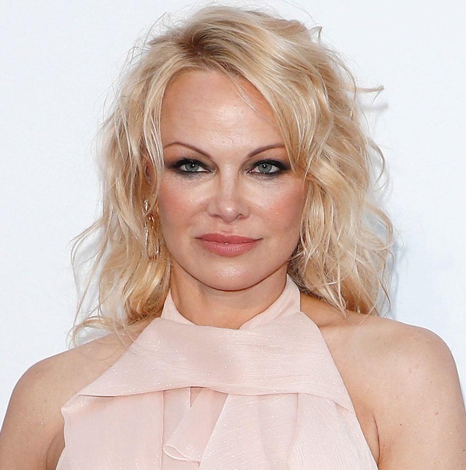 Pamela Anderson - Professional Speakers Booking