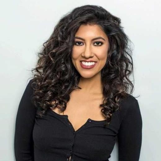 Stephanie Beatriz - Professional Speakers Booking