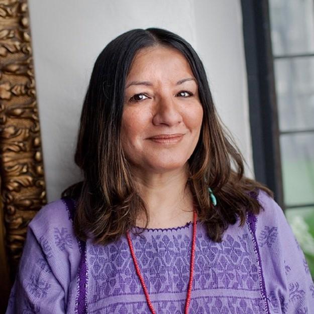 Sandra Cisneros - Professional Speakers Booking