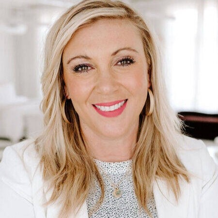 Jessica Buchanan - Professional Speakers Booking